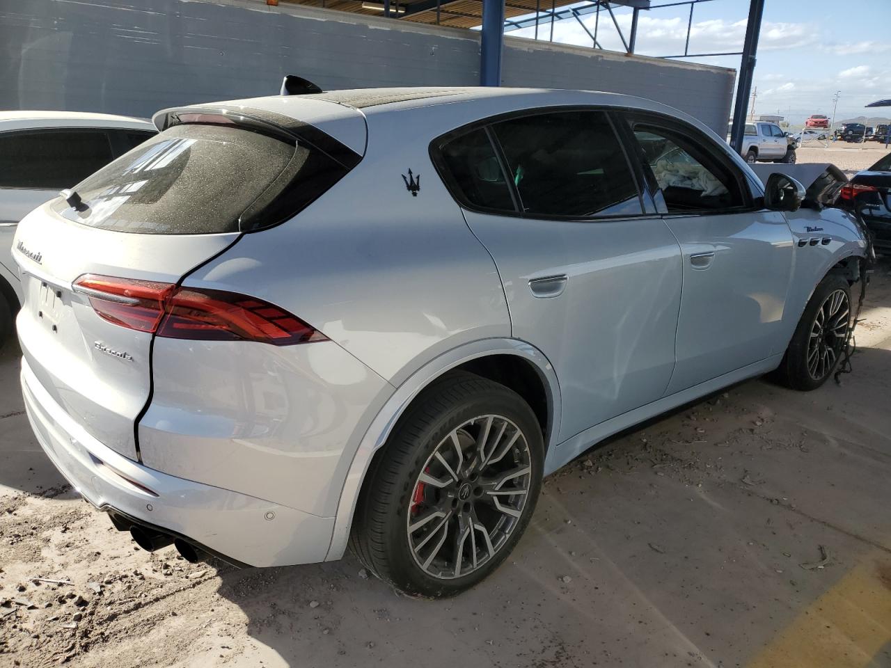 2023 MASERATI GRECALE MODENA VIN:ZN682AVM5P7428905