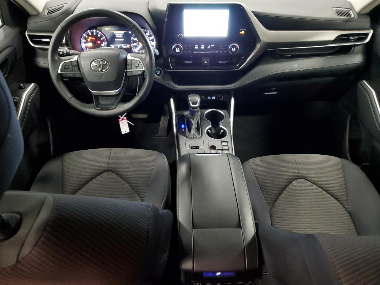 2024 TOYOTA HIGHLANDER LE VIN:5TDKDRAHXRS051389