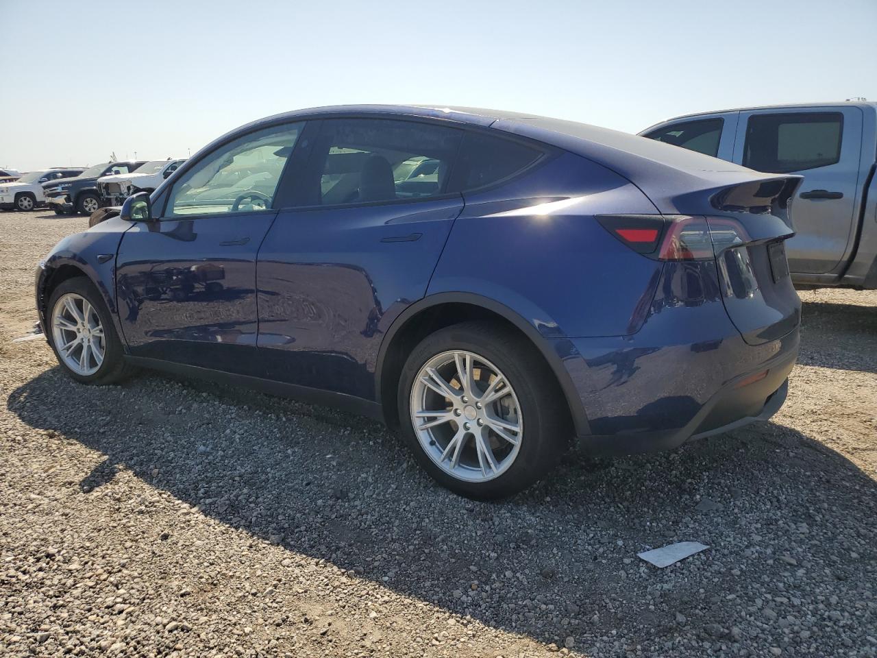 2024 TESLA MODEL Y  VIN:7SAYGDED7RF043835