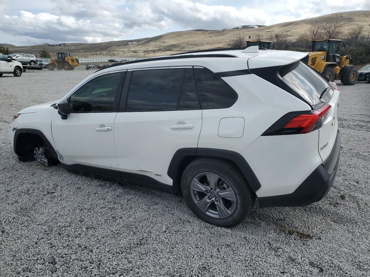 2022 TOYOTA RAV4 LE VIN:JTMLWRFV1ND138651