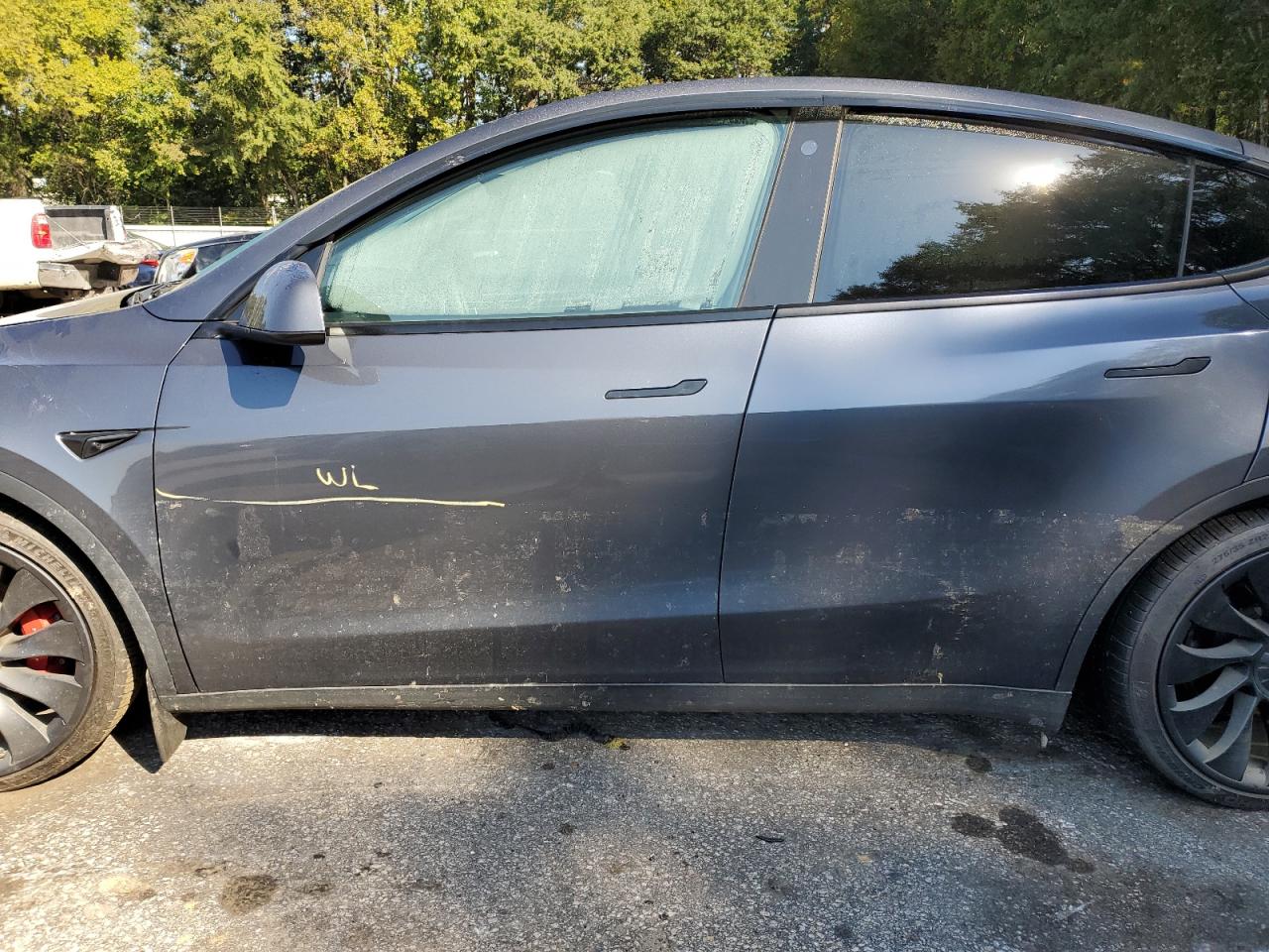 2022 TESLA MODEL Y  VIN:7SAYGDEF4NF521270