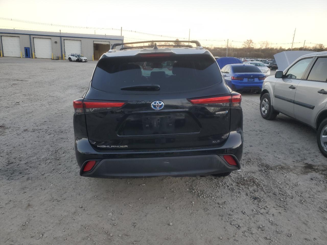 2022 TOYOTA HIGHLANDER HYBRID XLE VIN:5TDHBRCH1NS550220
