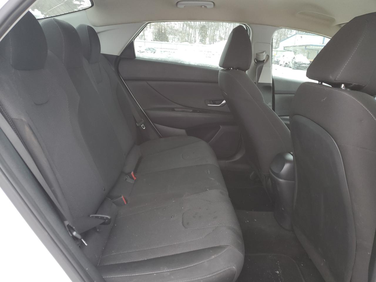 2023 HYUNDAI ELANTRA SE VIN:WAUENAF40JN014523