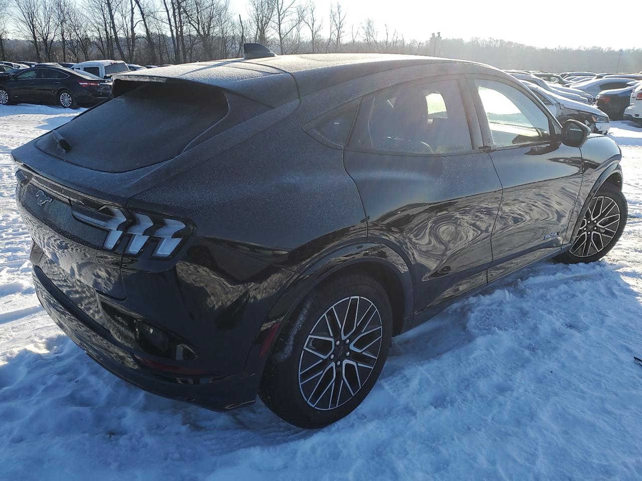 2024 FORD MUSTANG MACH-E PREMIUM VIN:3KPF44AC4LE168797