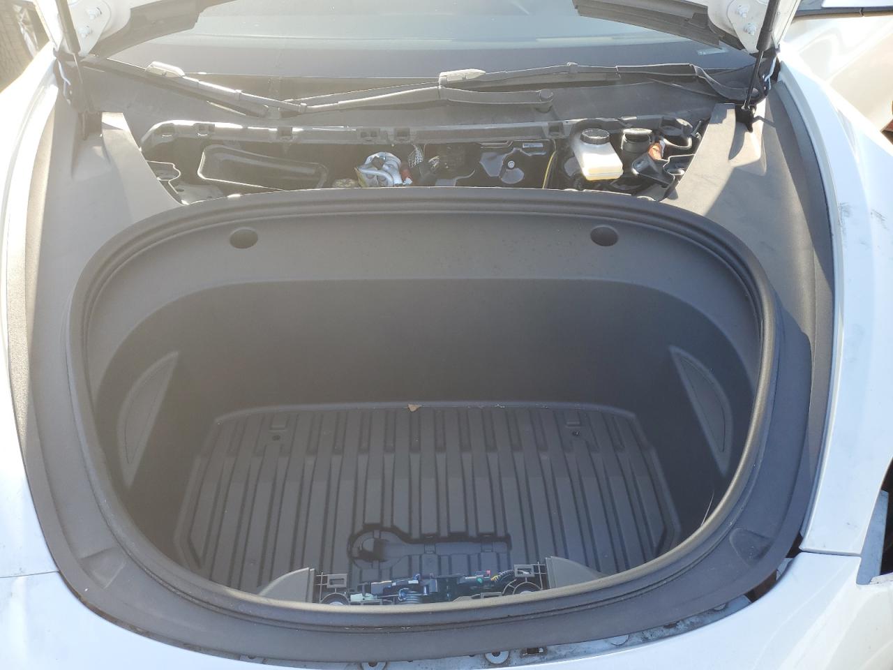 2023 TESLA MODEL 3  VIN:5YJ3E1EA6PF570795