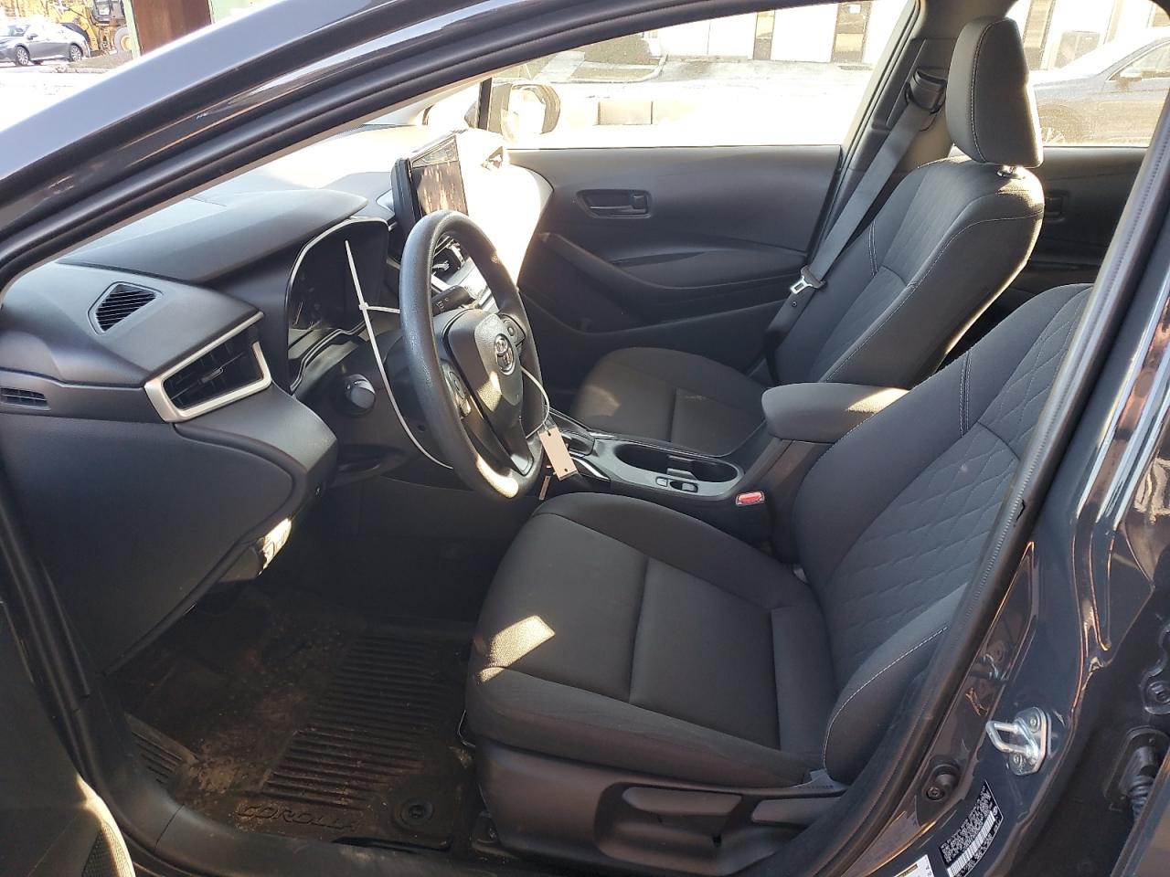 2024 TOYOTA COROLLA LE VIN:JTDBCMFE4R3038529