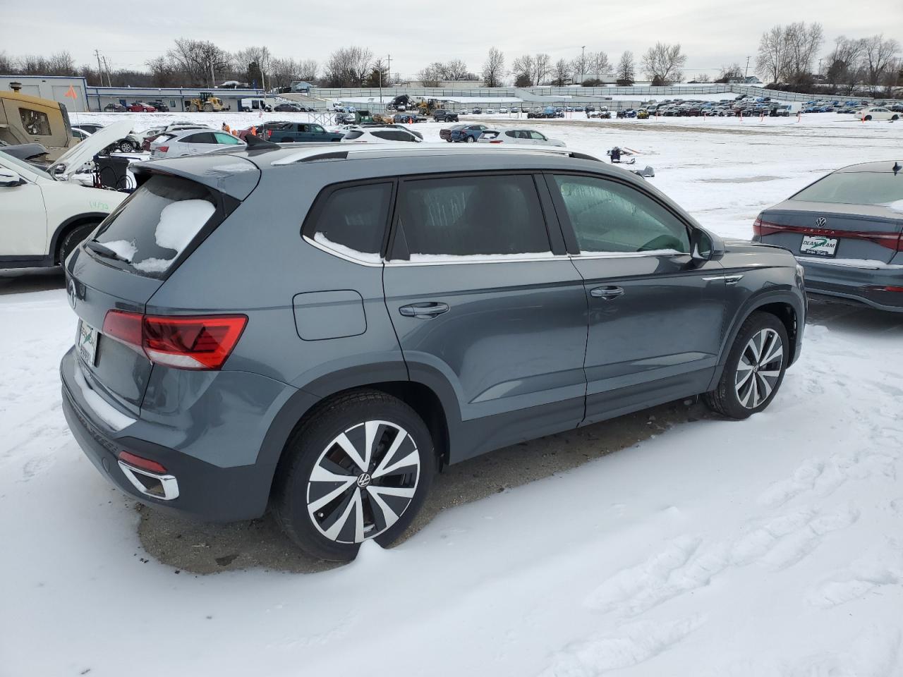 2024 VOLKSWAGEN TAOS SE VIN:3VVSX7B28RM115601