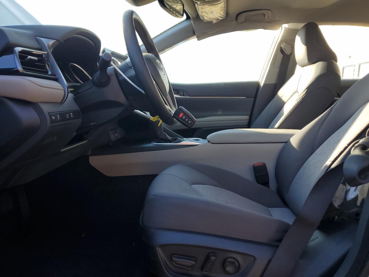 2024 TOYOTA CAMRY LE VIN:4T1R11AK3RU242308
