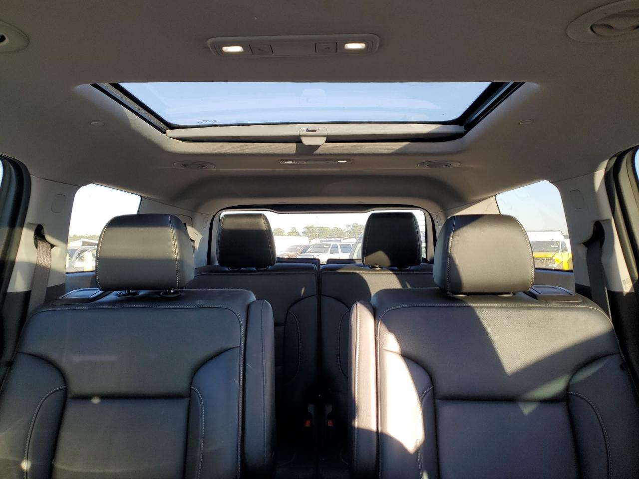 2022 GMC ACADIA SLT VIN:1GKKNMLS9NZ111894