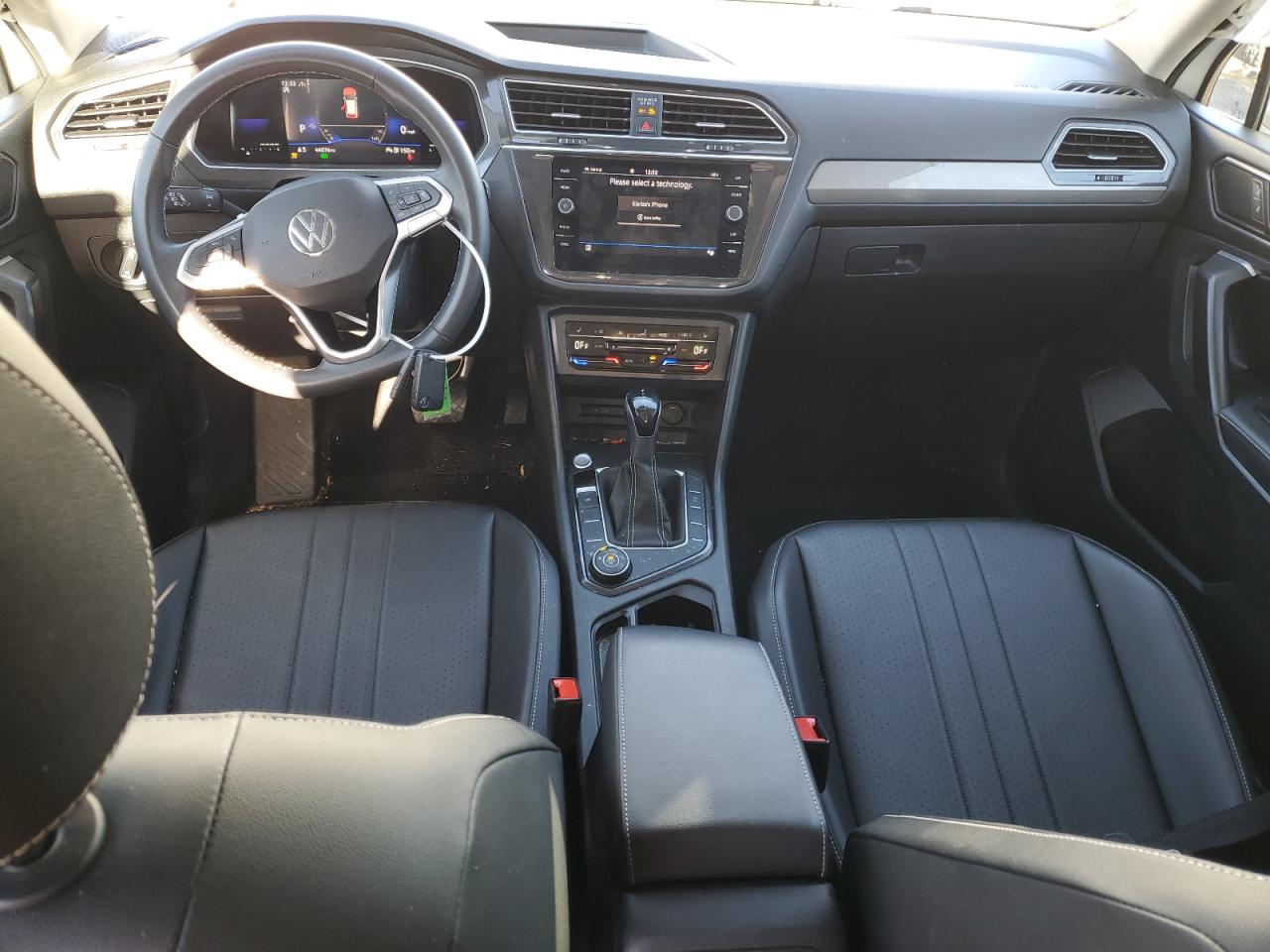 2022 VOLKSWAGEN TIGUAN SE VIN:3VV2B7AX8NM165856