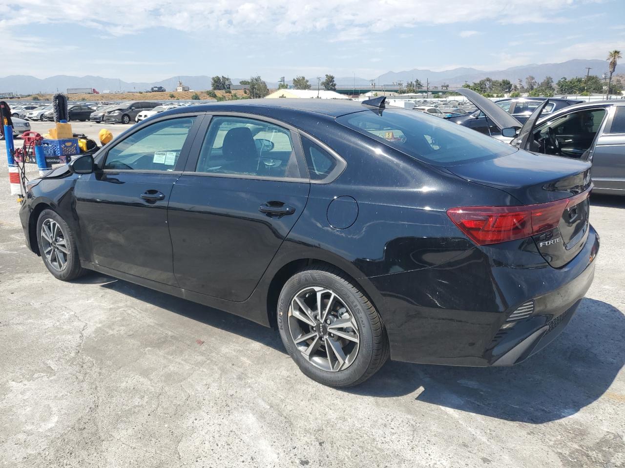 2024 KIA FORTE LX VIN:3KPF24AD8RE754099