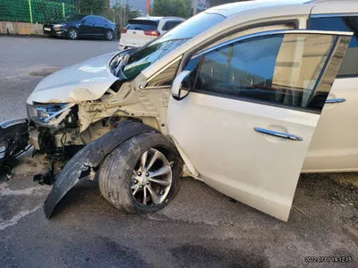 2019 Kia Carnival KNAME81ABKS493607 VIN:KNAME81ABKS493607