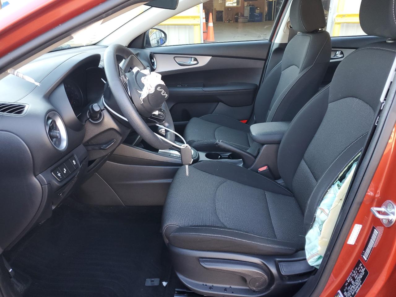 2022 KIA FORTE FE VIN:3KPF24AD9NE438575