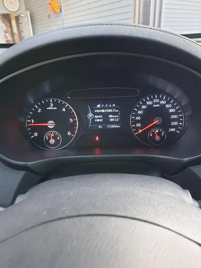 2017 Kia Sorento KNAPS81ABHA338331 VIN:KNAPS81ABHA338331