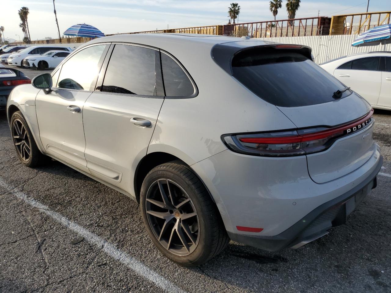 2022 PORSCHE MACAN  VIN:WP1AA2A53NLB09015