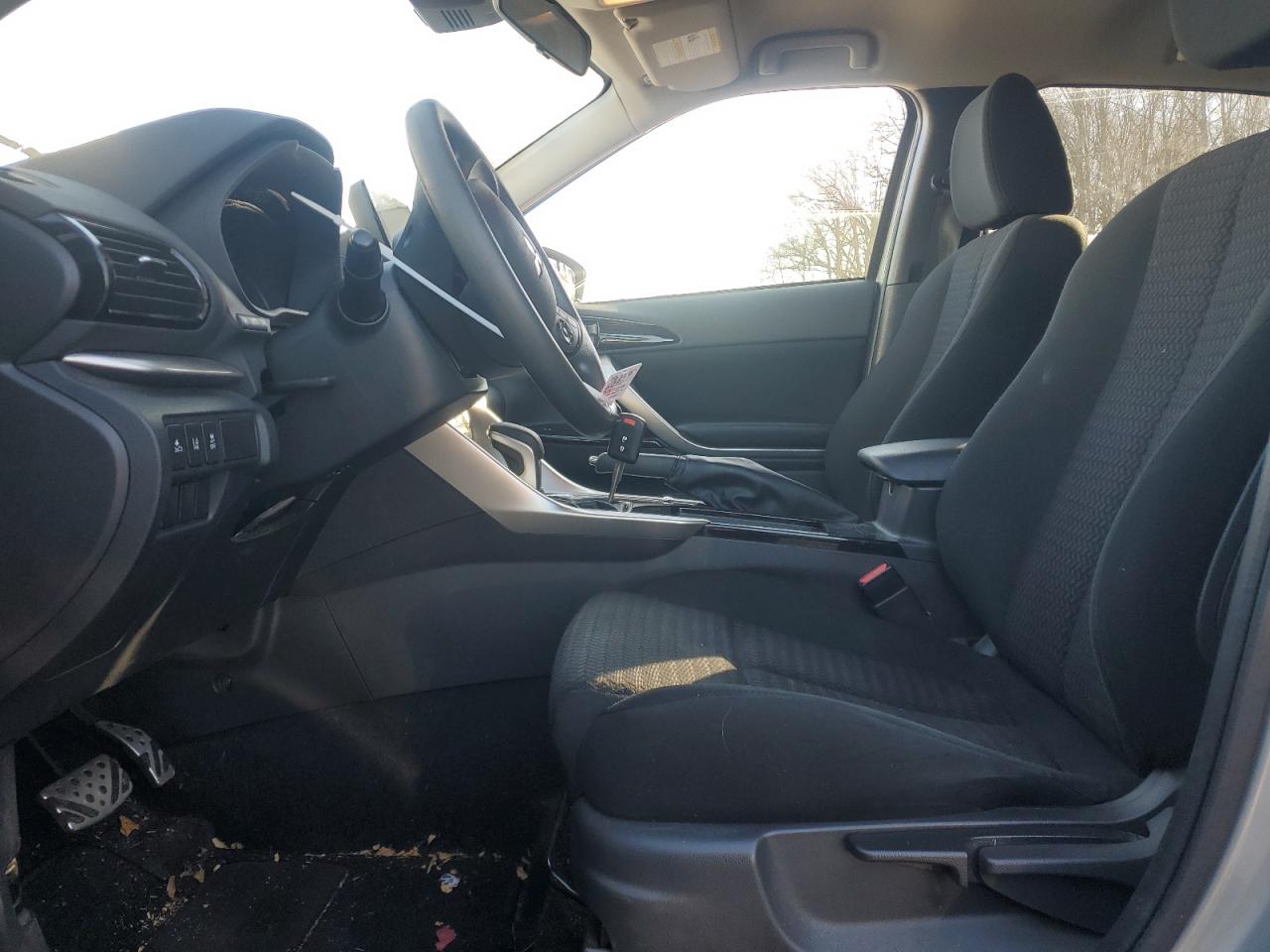 2022 MITSUBISHI ECLIPSE CROSS LE VIN:JA4ATVAA4NZ000886