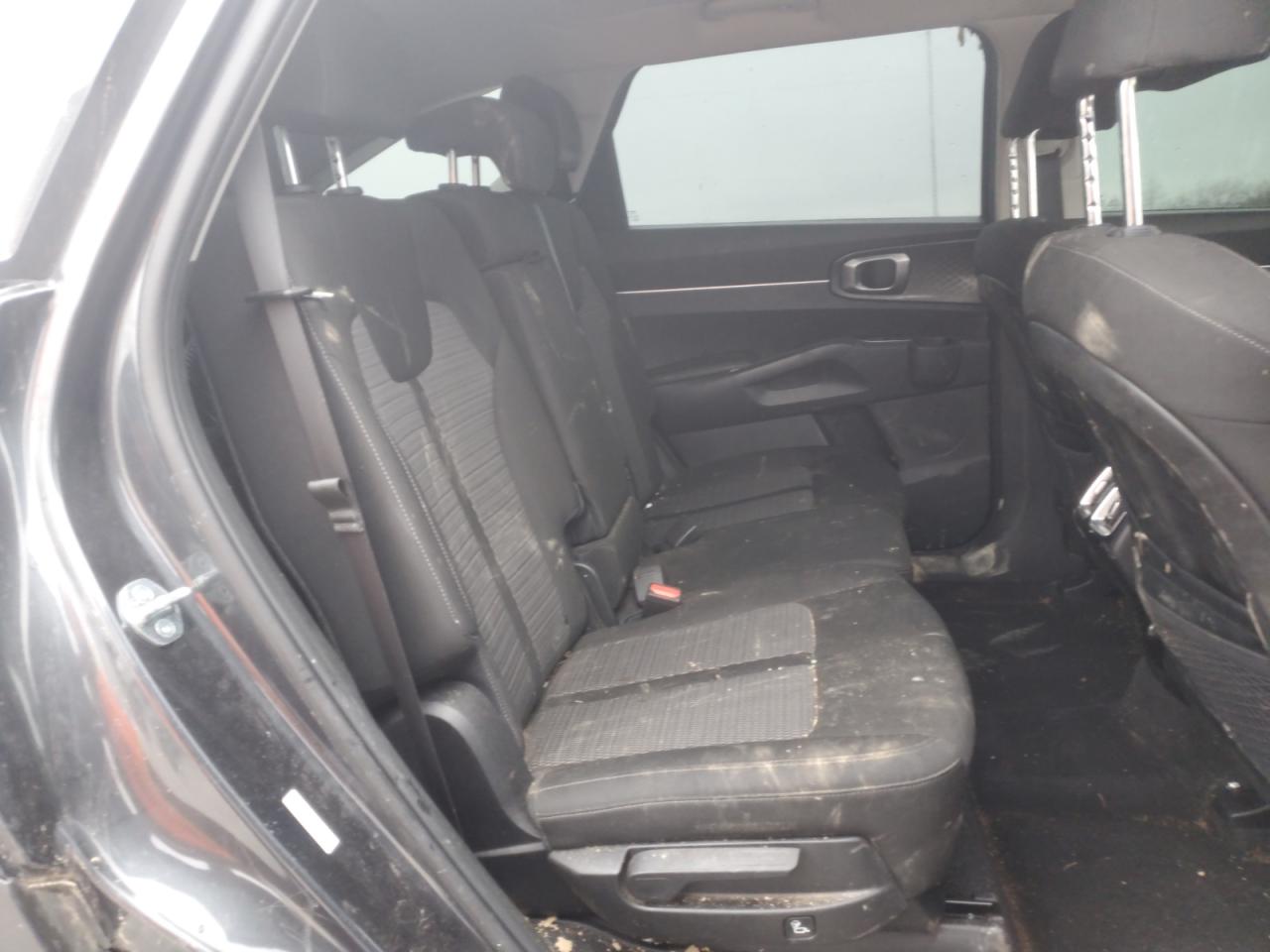 2023 KIA SORENTO LX VIN:5XYRGDLCXPG192967