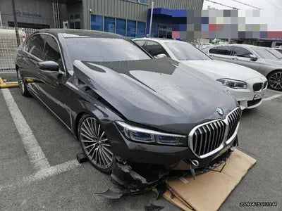 2019 BMW 740 VIN: