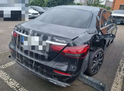 2021 Mercedes-Benz E 300 VIN: