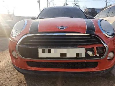 2018 MINI Cooper VIN: