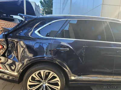 2022 Bentley Bentayga SJAAM14VXNC013723 VIN:SJAAM14VXNC013723