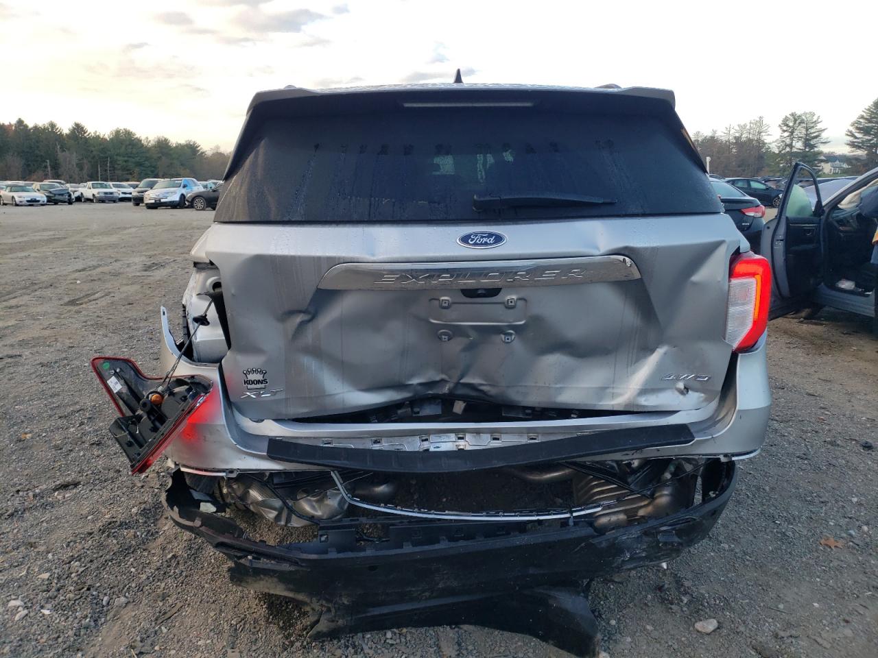 2024 FORD EXPLORER XLT VIN:1FMSK8DH4RGA39188