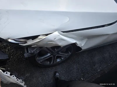 2016 Mercedes-Benz E 300 VIN: