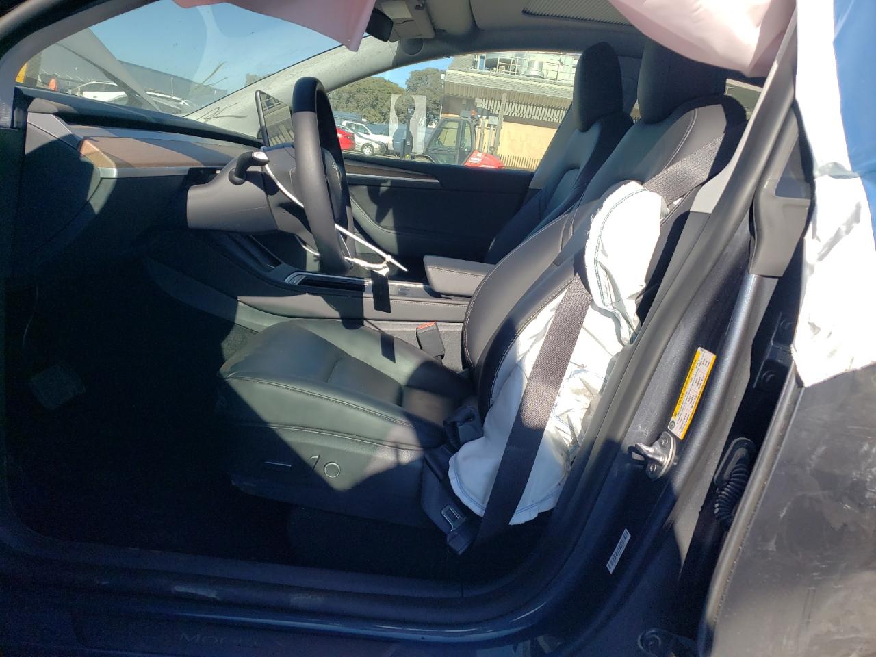 2022 TESLA MODEL Y  VIN:7SAYGAEE8NF570025