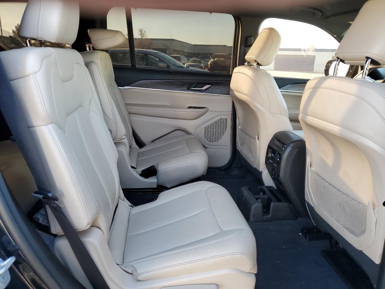 2023 JEEP GRAND CHEROKEE L LIMITED VIN:1C4RJKBG3P8841512