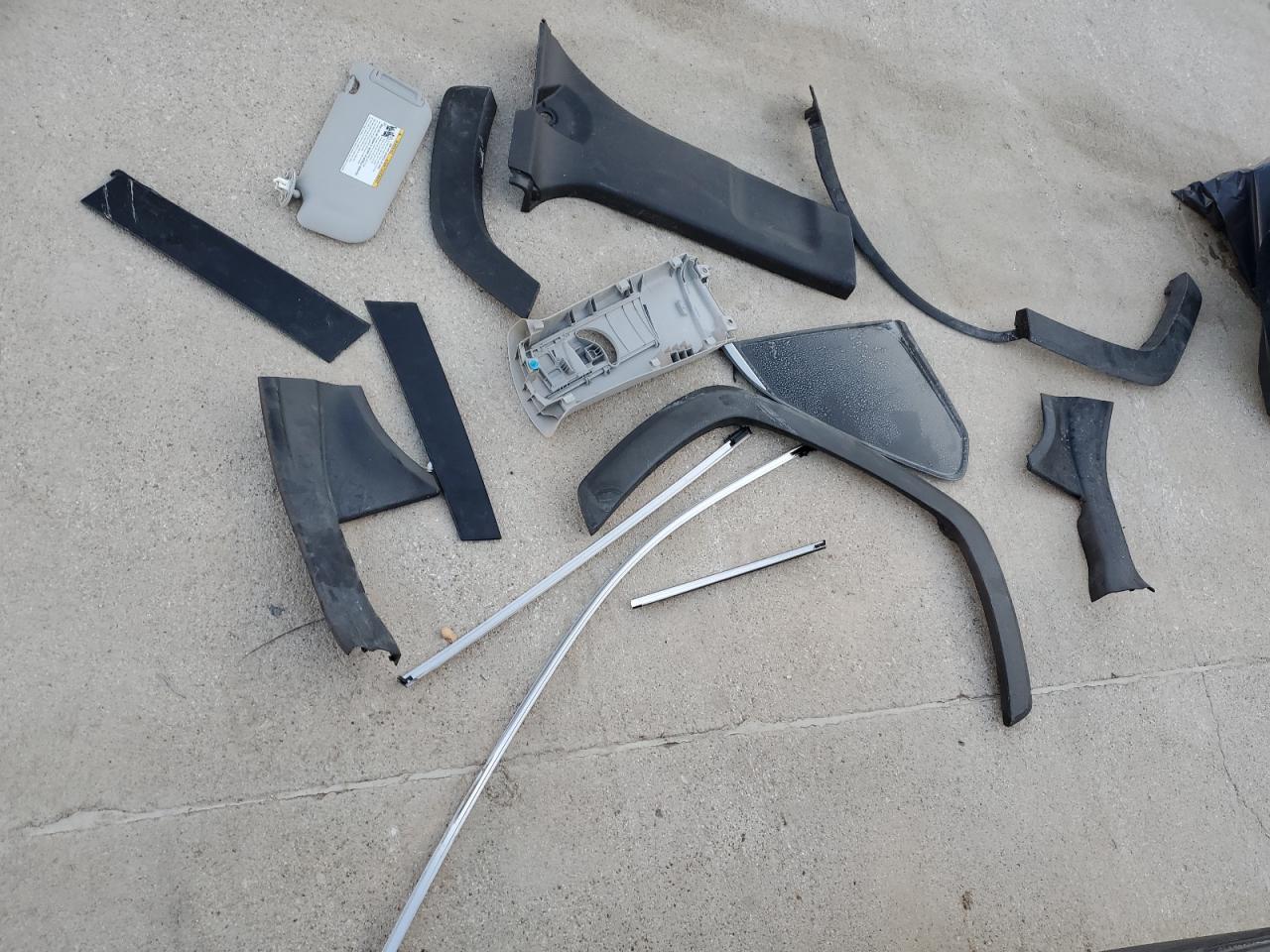 2023 TOYOTA RAV4 XLE VIN:JTMW1RFV6PD105076