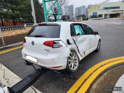 2015 Volkswagen Golf WVWZZZAUZFW037045 VIN:WVWZZZAUZFW037045