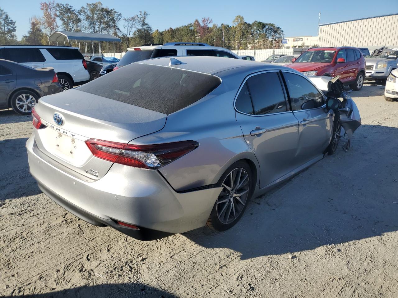 2022 TOYOTA CAMRY XLE VIN:4T1F31AK8NU577233