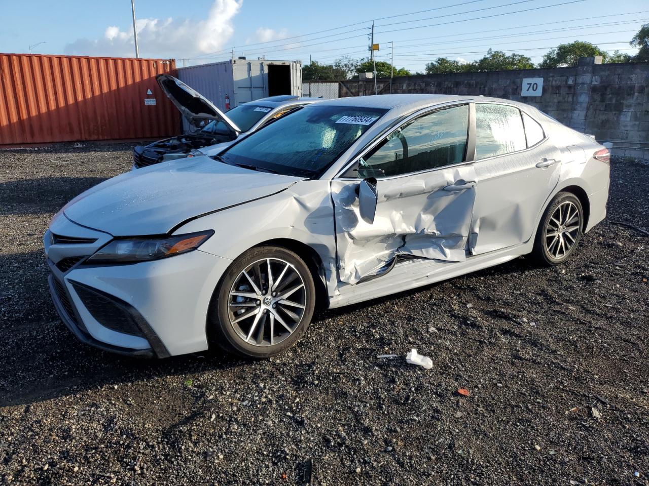 2024 TOYOTA CAMRY SE NIGHT SHADE VIN:4T1G11AK2RU237396