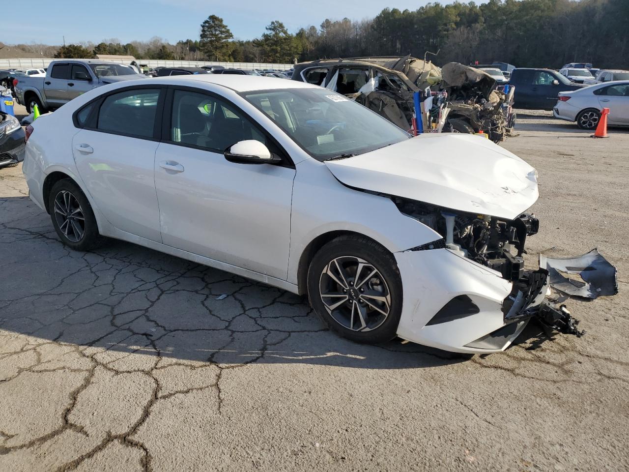 2023 KIA FORTE LX VIN:3KPF24AD2PE687948