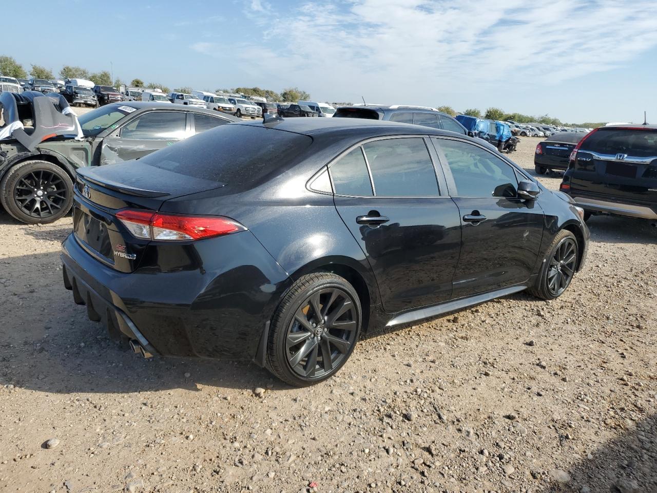 2024 TOYOTA COROLLA LE VIN:JTDBCMFE5R3036692