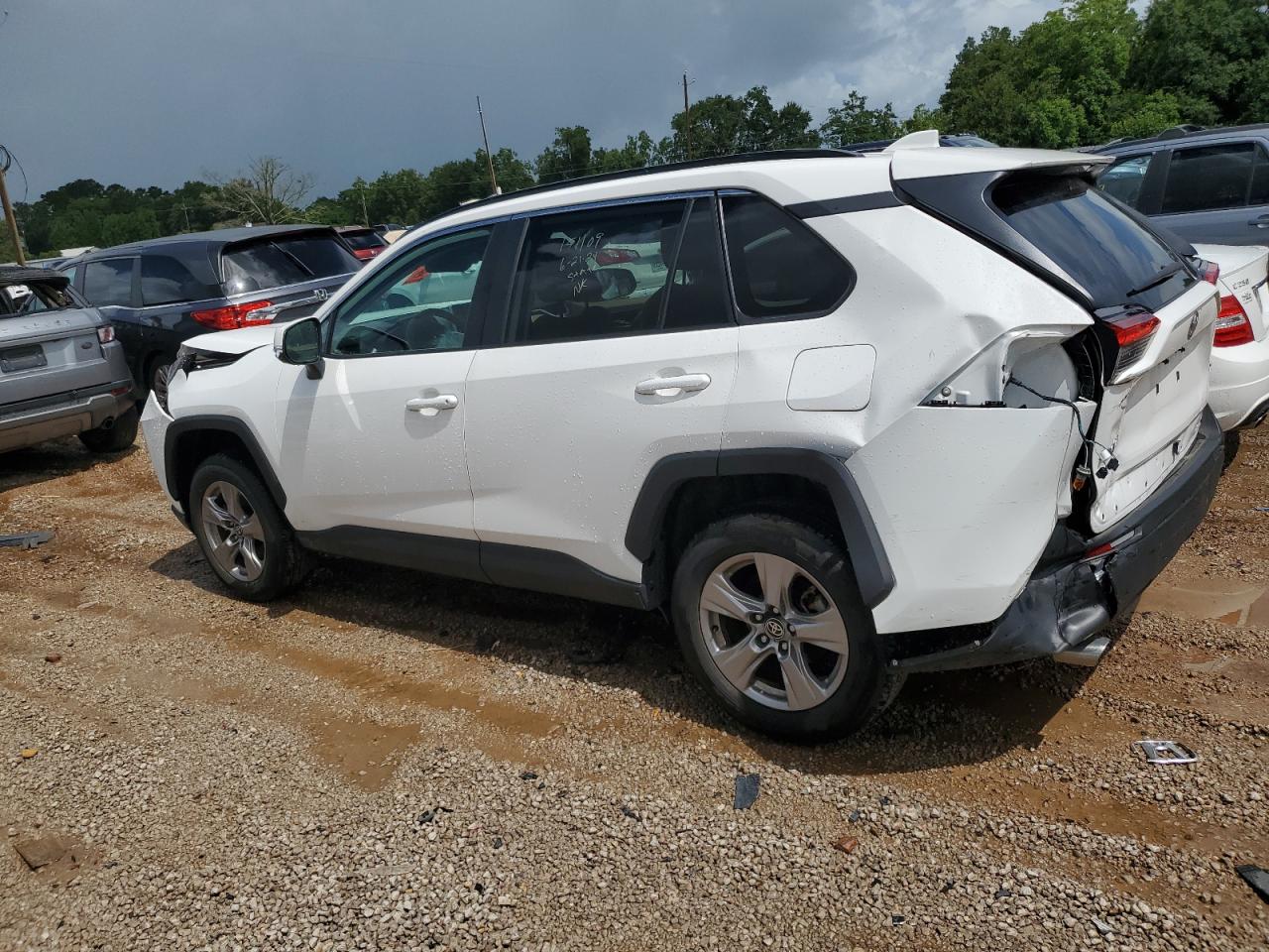 2023 TOYOTA RAV4 XLE VIN:2T3W1RFV1PC226411