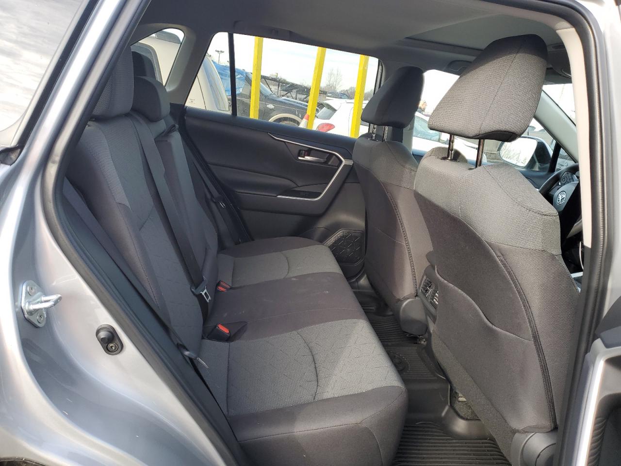 2024 TOYOTA RAV4 XLE VIN:2T3P1RFV3RW479994
