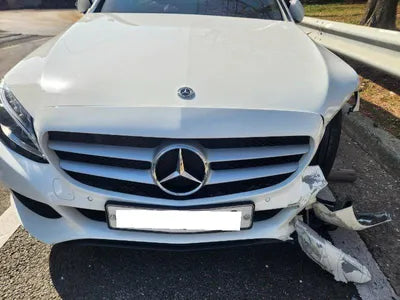 2017 Mercedes-Benz C 200 WDDWF3HB6HR301370 VIN:WDDWF3HB6HR301370