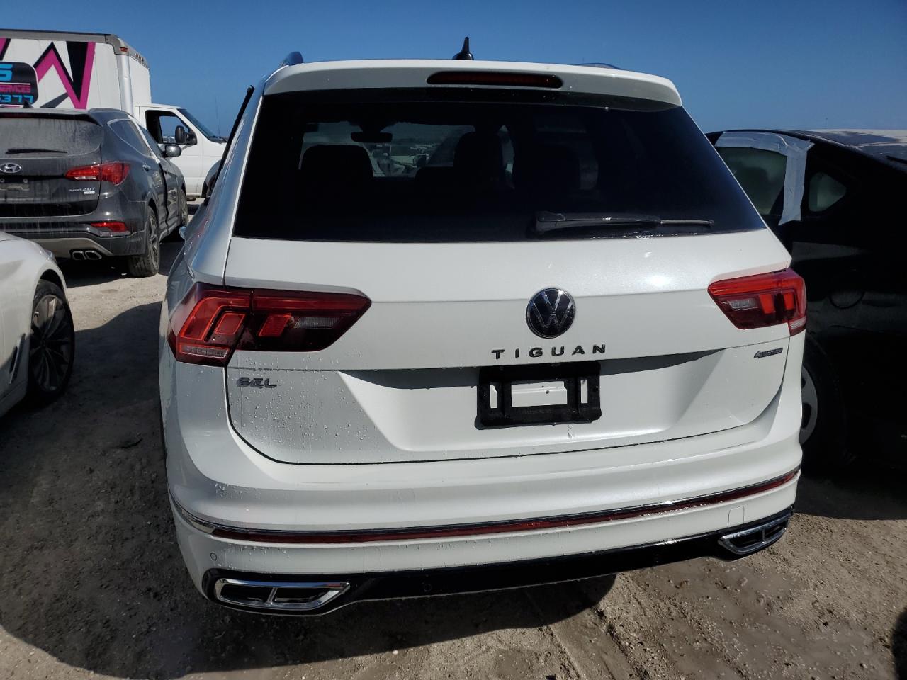 2023 VOLKSWAGEN TIGUAN SEL R-LINE BLACK VIN:3VV4B7AX2PM016175