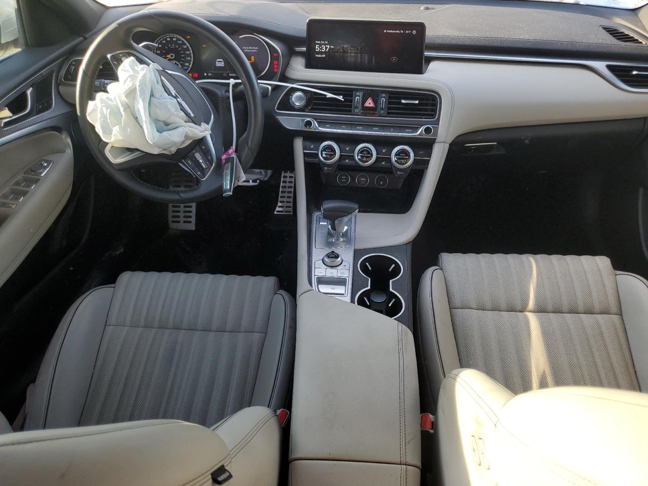 2023 GENESIS G70 BASE VIN:KMTG34TA3PU105184