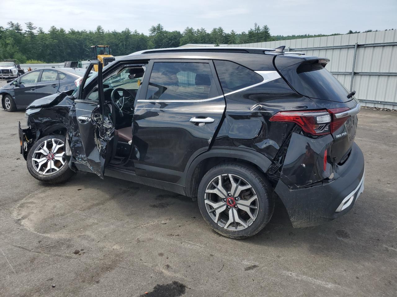 2022 KIA SELTOS SX VIN:KNDETCA27N7264622