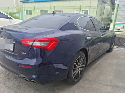 2018 Maserati Ghibli VIN: