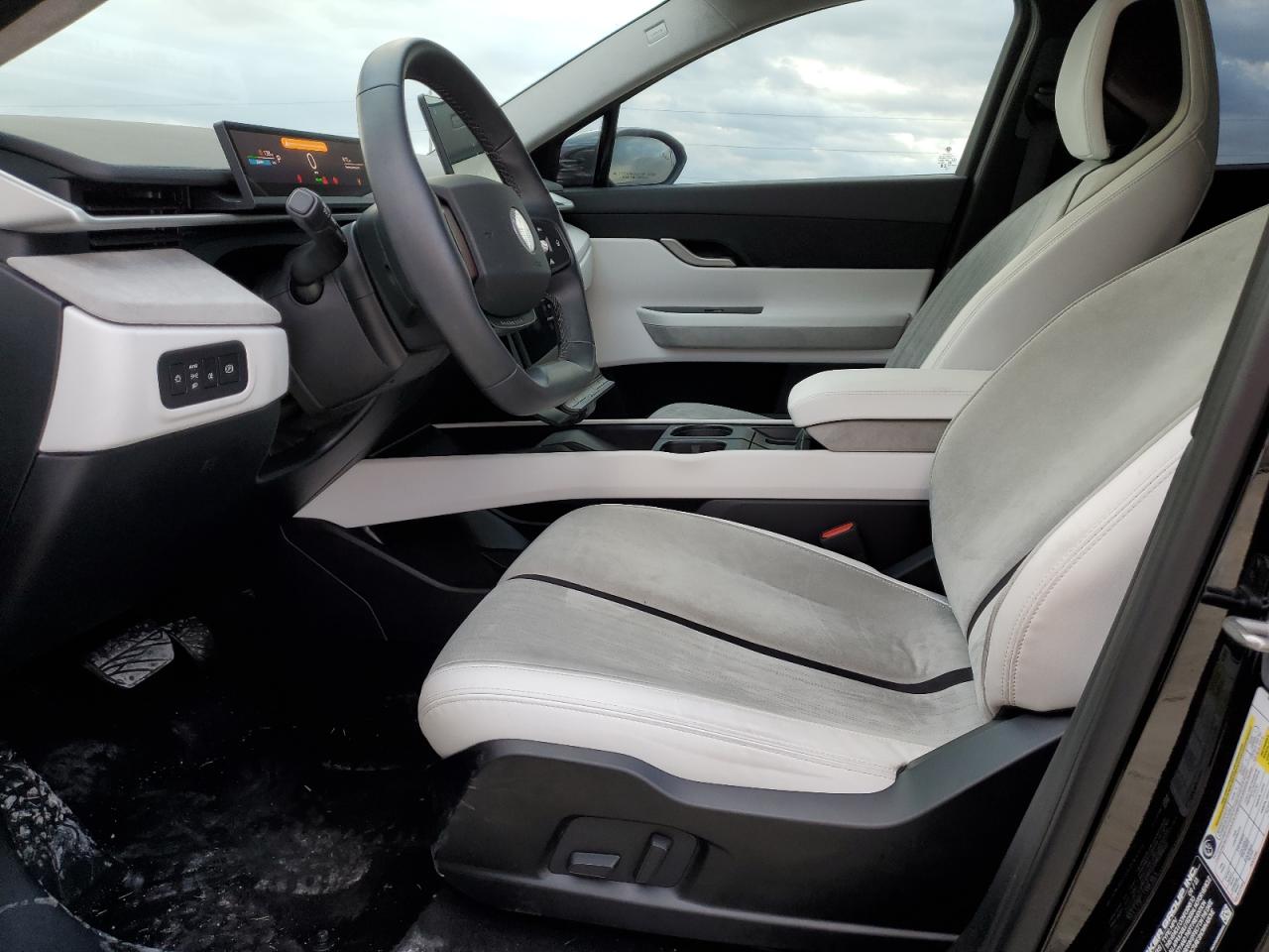 2023 FISKER INC. OCEAN OCEAN ONE VIN:VCF1ZBU21PG005825