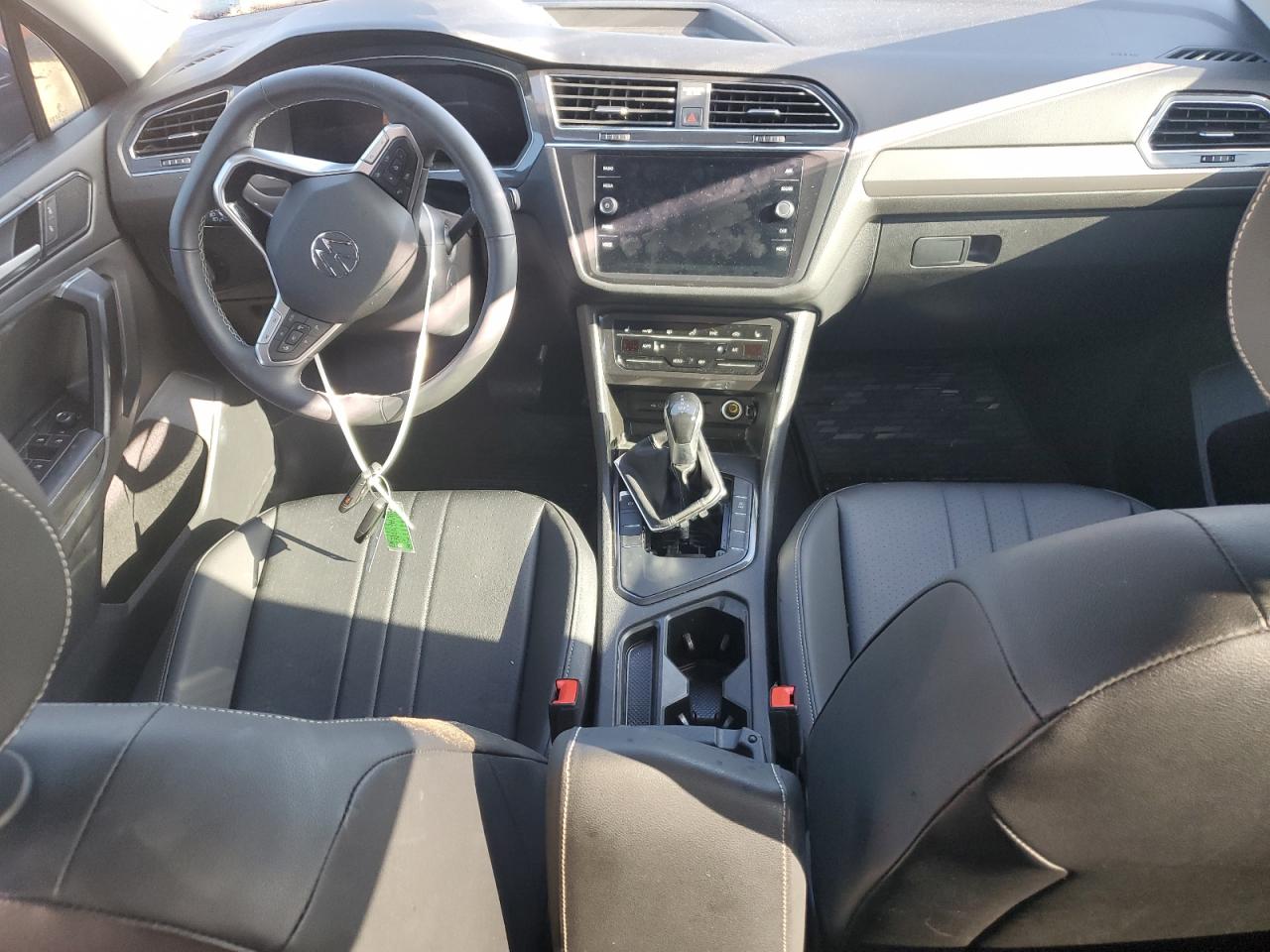 2023 VOLKSWAGEN TIGUAN SE VIN:3VVNB7AX1PM082012