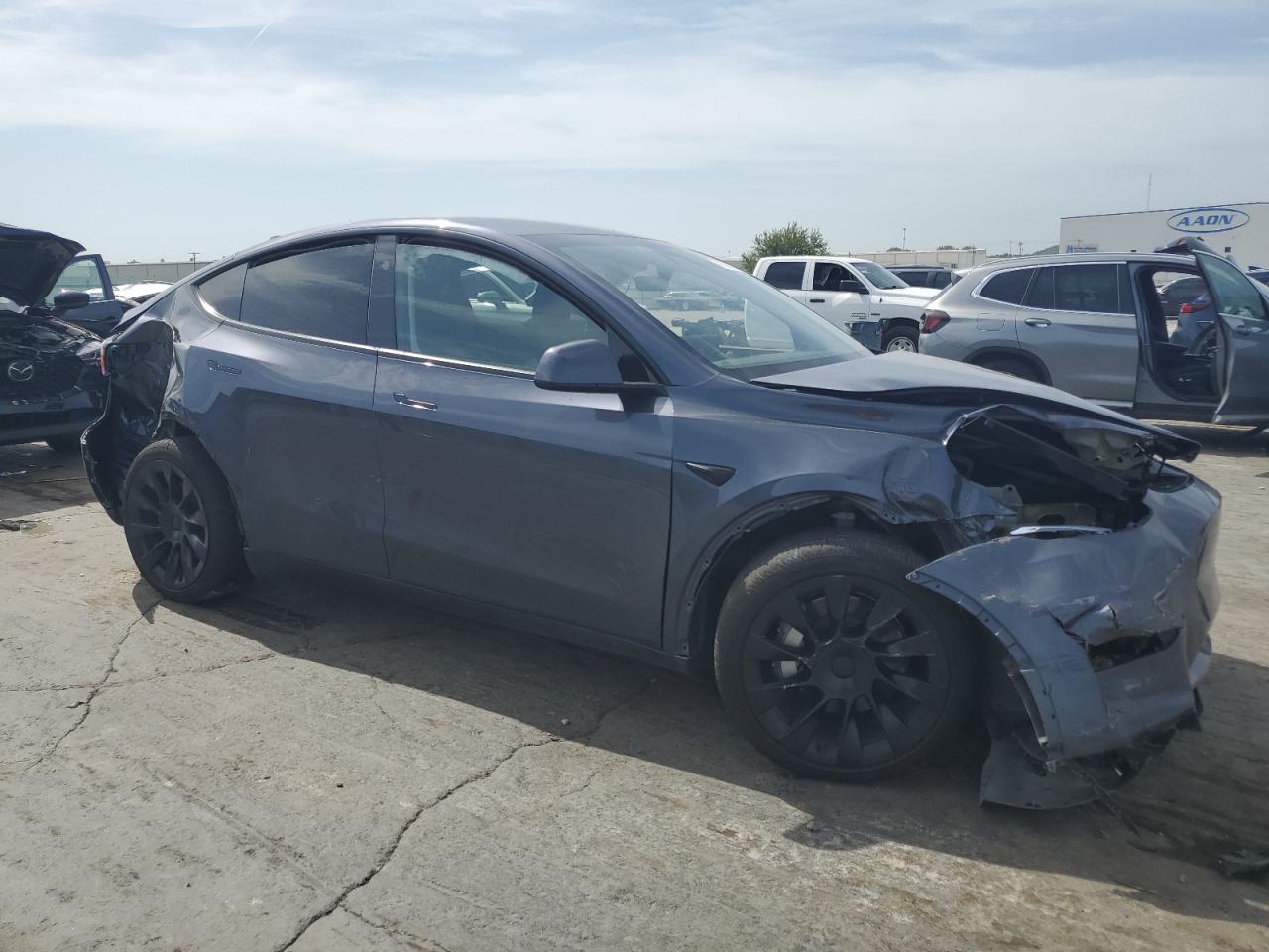 2023 TESLA MODEL Y  VIN:7SAYGDEE5PA209594