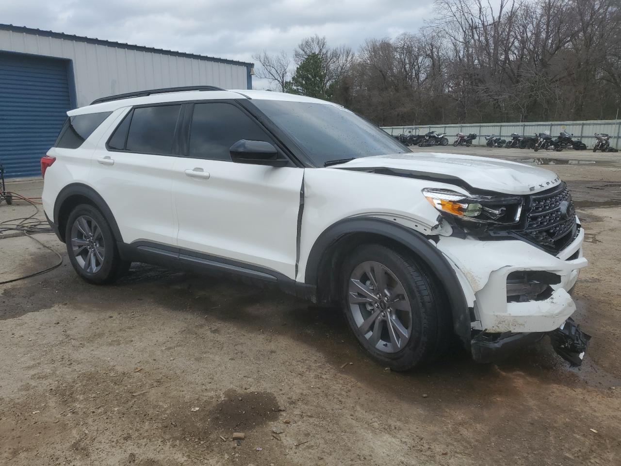 2024 FORD EXPLORER XLT VIN:1FMSK7DH2RGA76170
