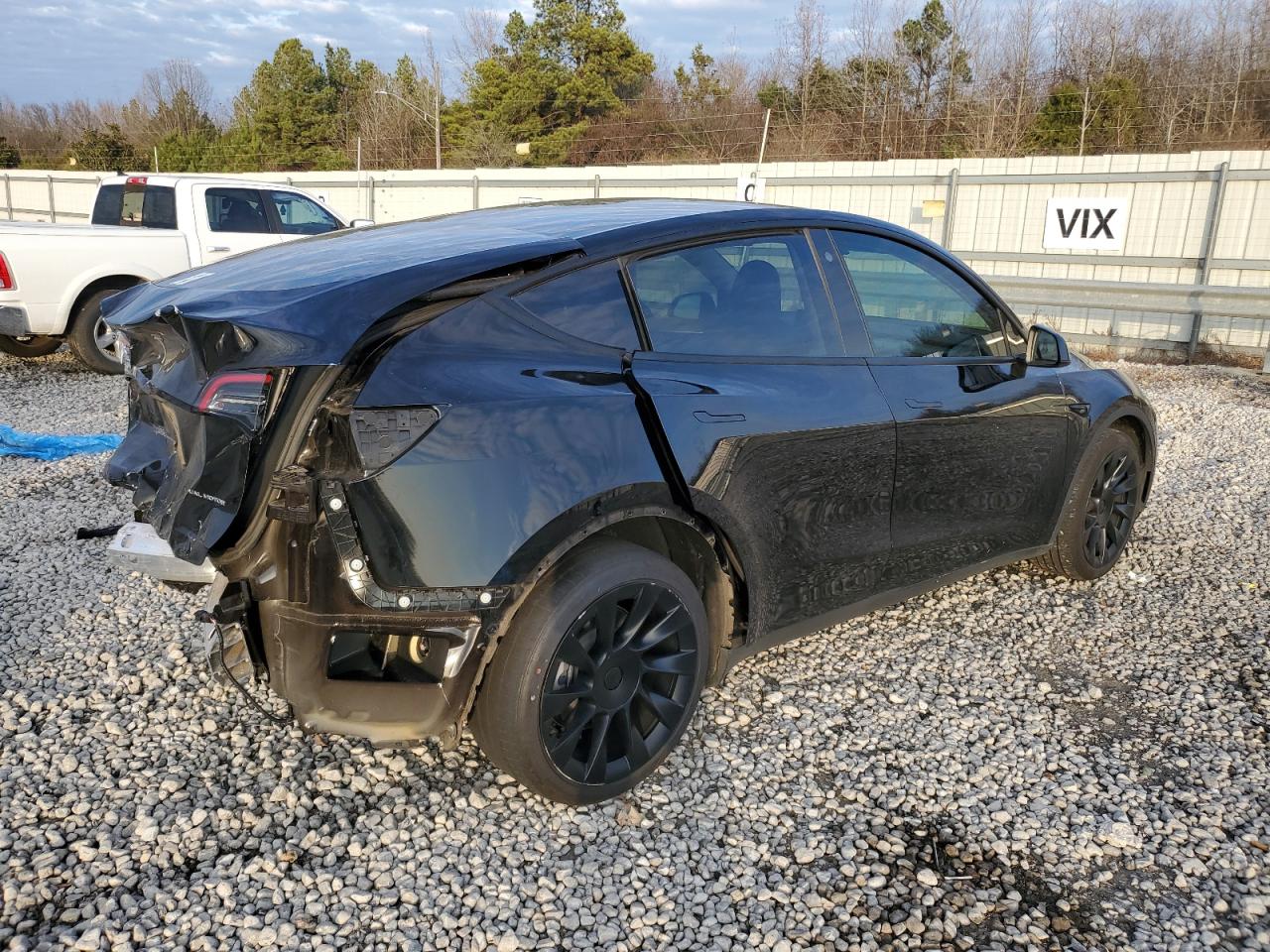 2023 TESLA MODEL Y  VIN:7SAYGDEE1PA057961