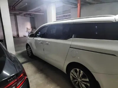 2016 Kia Carnival VIN: