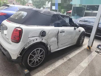 2021 MINI Cooper VIN: