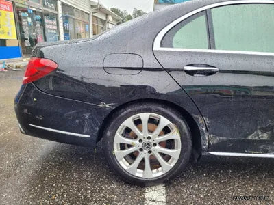 2019 Mercedes-Benz E 300 VIN: